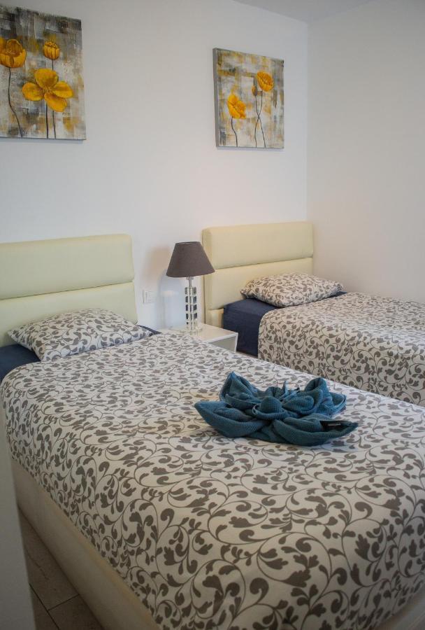 Los Gracioseros Puerto Del Carmen Luxury מראה חיצוני תמונה